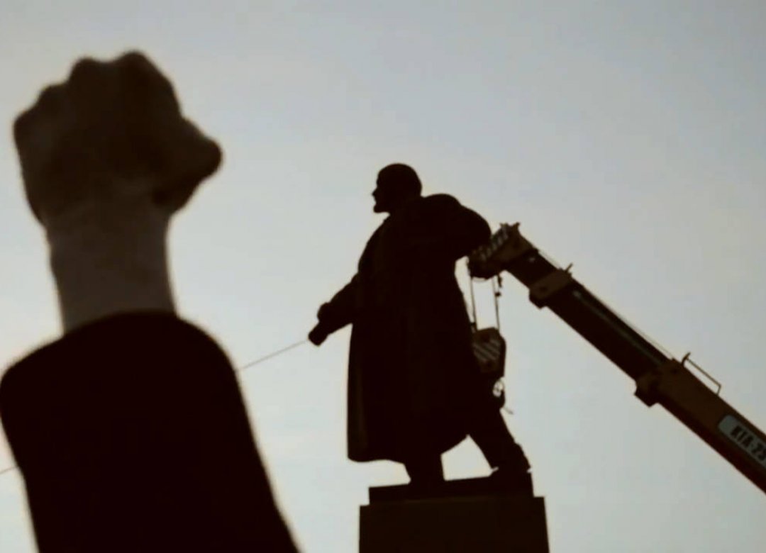 The Fall of Lenin
