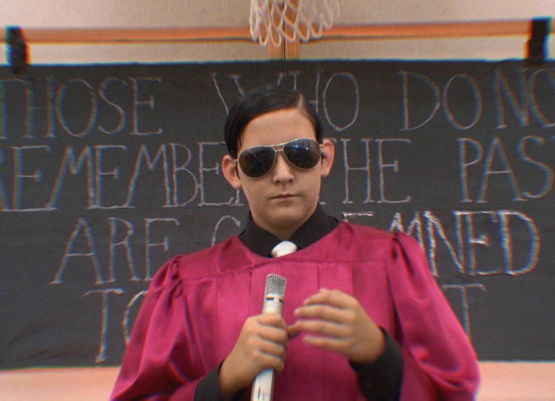 á-B-C-D-é-F-G-H-CH-í-JONESTOWN